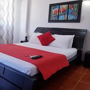 Hotel Media Luna, Santa Marta (Magdalena)